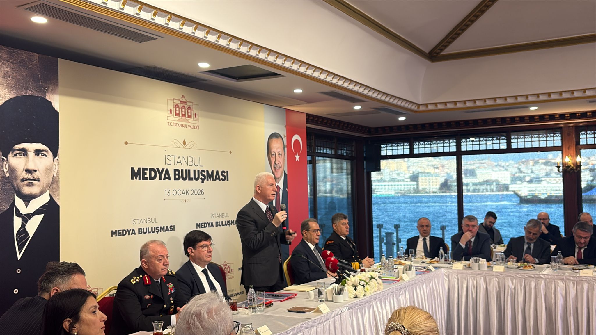 İstanbul Valiliği: 2025'te iki silahlı terör eylemi engellendi, kişilere karşı işlenen suçlar ve kurşunlama olayları azalmaya başladı
