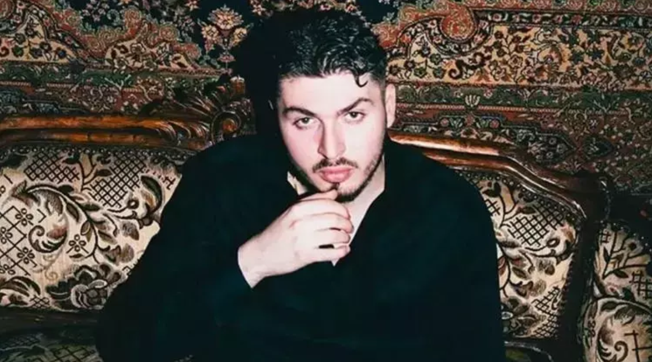 Ünlü rapçi Blok3'ün 'sevgili kriterleri': Bana danışmadan plan yapmasın, iyi yemek yapsın, futbolu çok takip etmesin