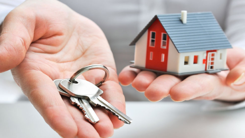 Türkler 11 ayda yurt dışından 2,4 milyar dolarlık konut aldı