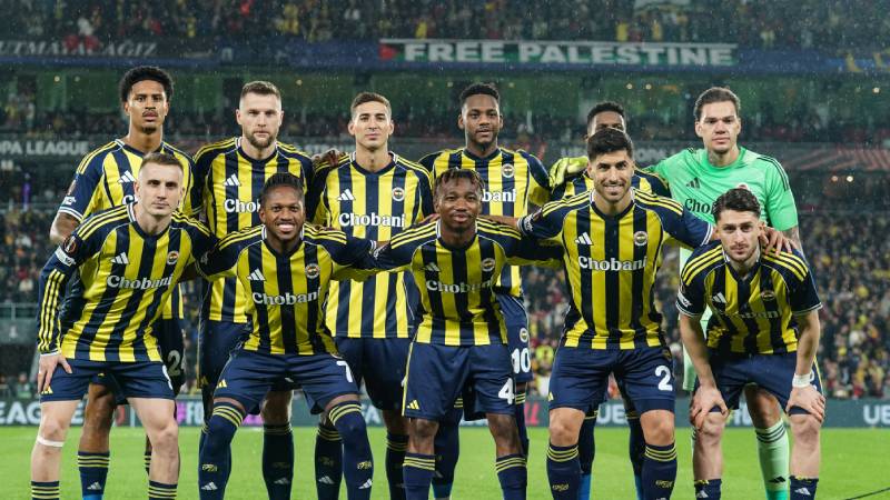 Spor yazarları, Fenerbahçe-Aston Villa maçını yorumladı: Yenilgiye rağmen "eyvah" diyemiyoruz