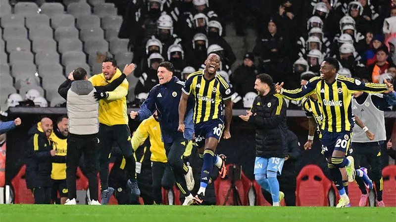 Fenerbahçe bir kupadan fazlasını kazandı