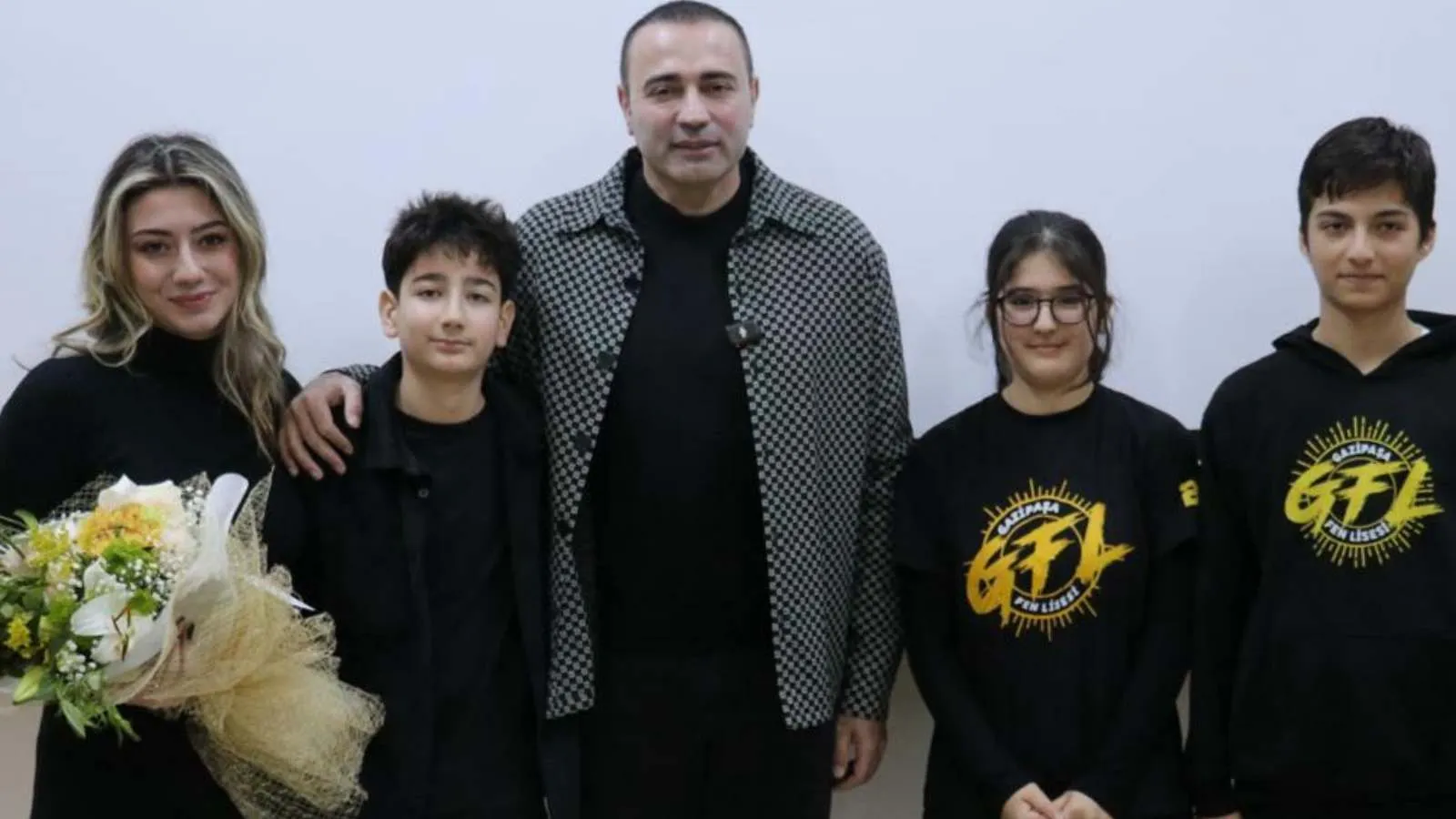 CHP'li Kaya milletvekili maaşıyla, kaybettiği eşi adına teknoloji sınıfı açtı