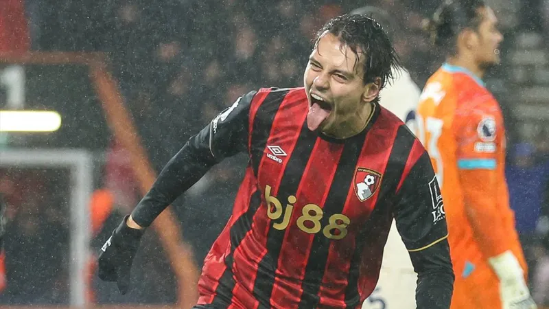 Fenerbahçe'de rota Enes Ünal'a döndü