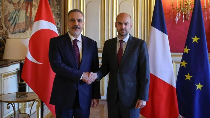 Fransa Dışişleri Bakanı Barrot, yarın Bakan Fidan'la görüşmek üzere Türkiye'ye geliyor: Masada hangi konular var?