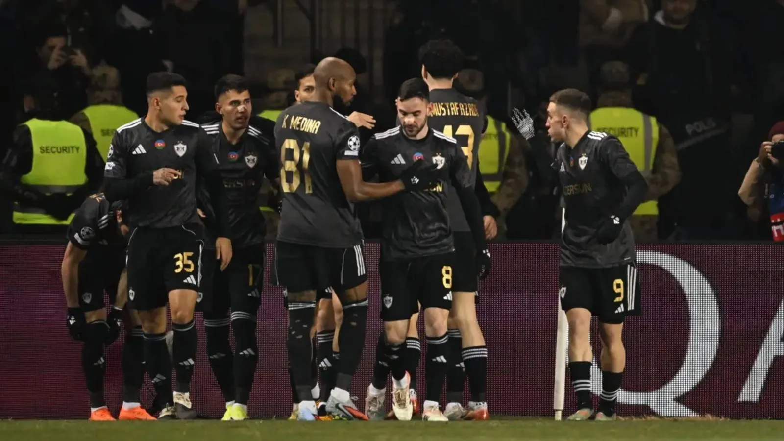 Can Uzun'un golü galibiyete yetmedi: Karabağ, geriden gelerek Frankfurt'u 3'ledi