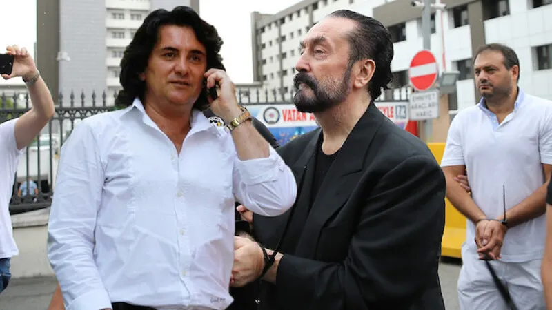 Adnan Oktar suç örgütünün kilit isimlerinden Serdar Dayanık Bodrum'da yakalandı!