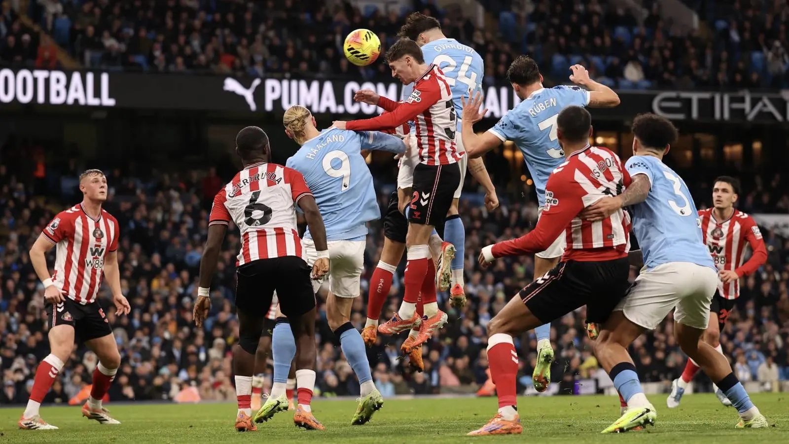 Manchester City'nin galibiyet serisi, Sunderland deplasmanında bozuldu