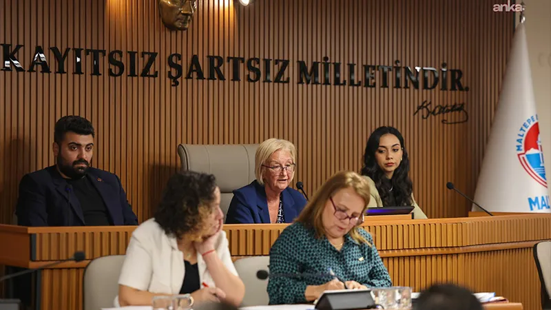 AKP'li belediye meclisi üyesinden “açlık sınırı” açıklaması: Bu ülkede açlık olsaydı Maltepe Belediye Başkan Yardımcısı Şükrü Bey'in boyuna göre fazla kilosu olmazdı