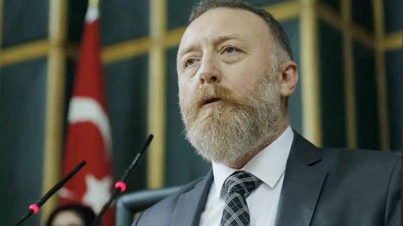 DEM Parti Grup Başkanvekili Temelli: CHP'nin mutlak butlan krizini bir an önce demokratik inisiyatifle aşması, Türkiye siyaseti açısından da önemli bir adım olacak