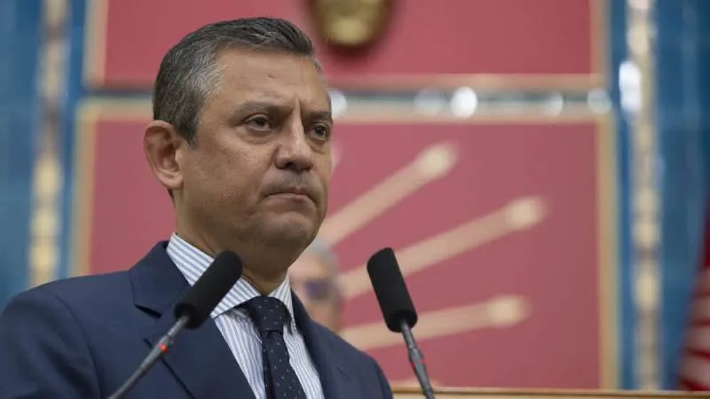 Özgür Özel'in de aralarında olduğu 10 milletvekilinin dokunulmazlık dosyası Meclis'e sunuldu