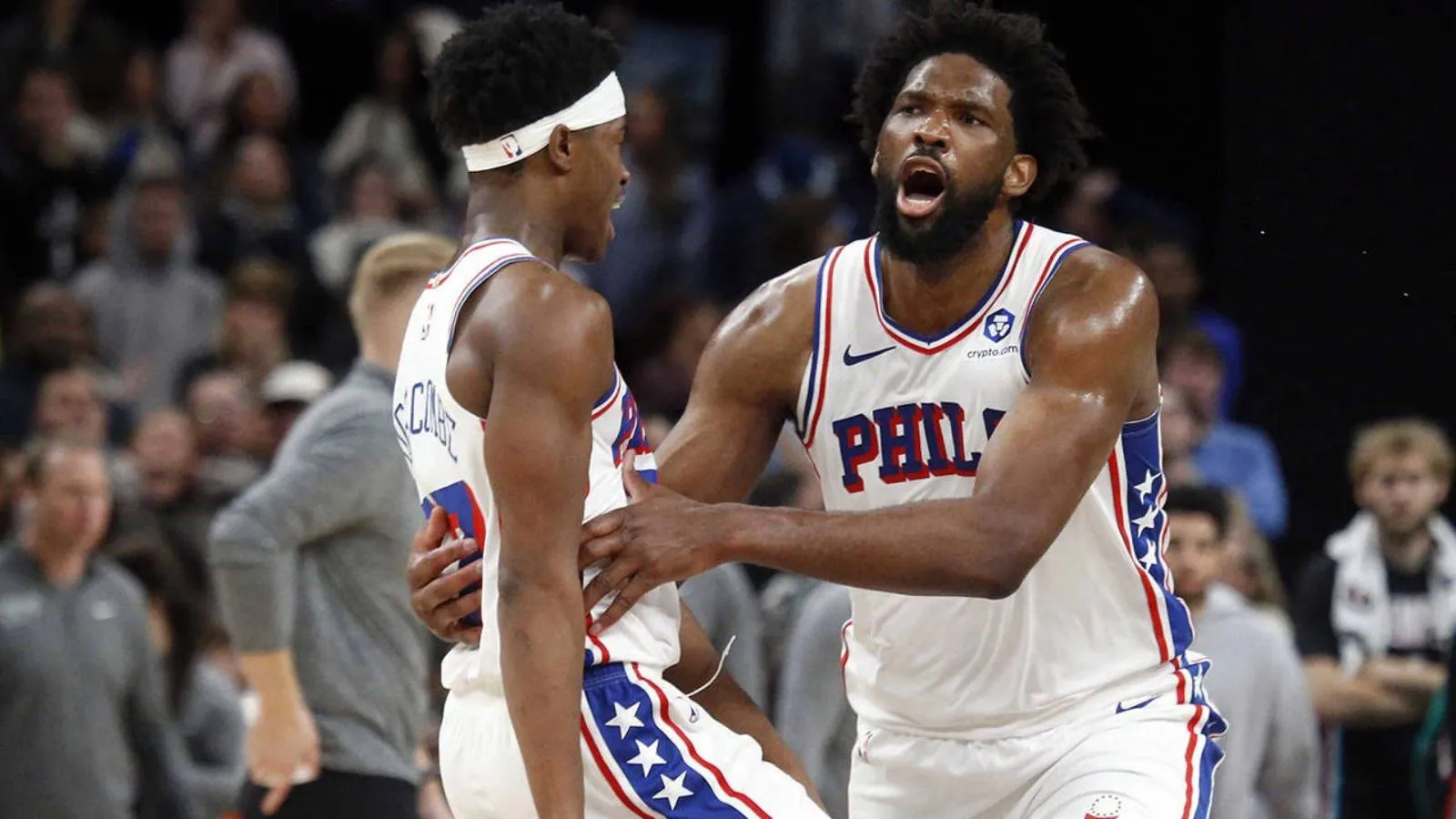 NBA'de Philadelphia 76ers, Milwaukee Bucks'ı yendi