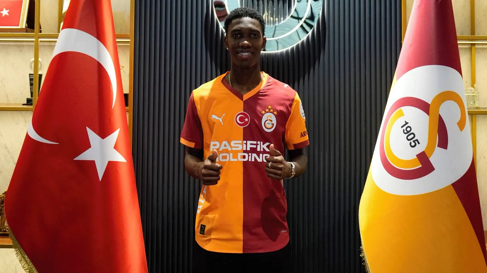 Cimbom, ikinci transferini tamamladı: Yaser Asprilla, resmen Galatasaray'da