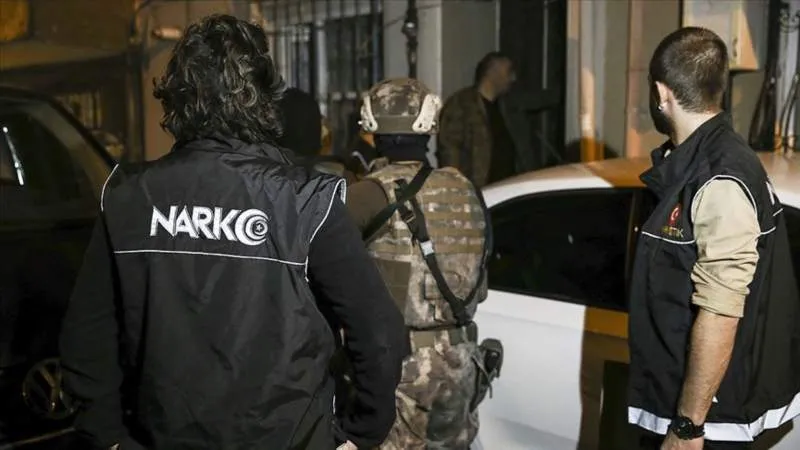 Delilden sanığa gitmeyi unutan bir adliye!