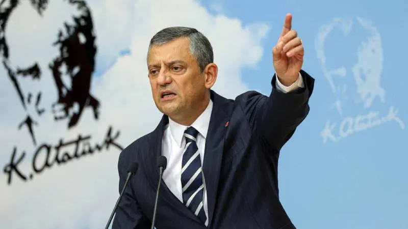 CHP lideri Özel: Emekliye hakkını vermemek için Meclis'te sahte oy kullandılar!