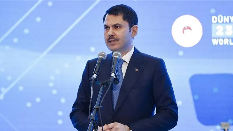 Murat Kurum'dan iftar sofrasında 'huzur' ve 'hız' tespiti: 86 milyon huzur içinde yaşıyorsa Cumhurbaşkanı Erdoğan sayesindedir; saatte 23 konut üretiyoruz