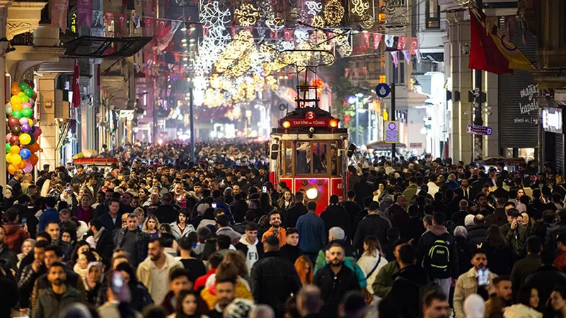 Son sıradayız: Türkiye güven bunalımı yaşıyor, kimse kimseye güvenmiyor!