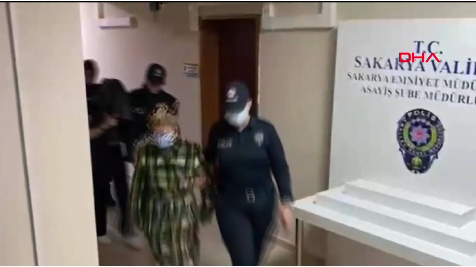 Sakarya merkezli "Pembe Orkide" operasyonu: 10 kişi tutuklandı