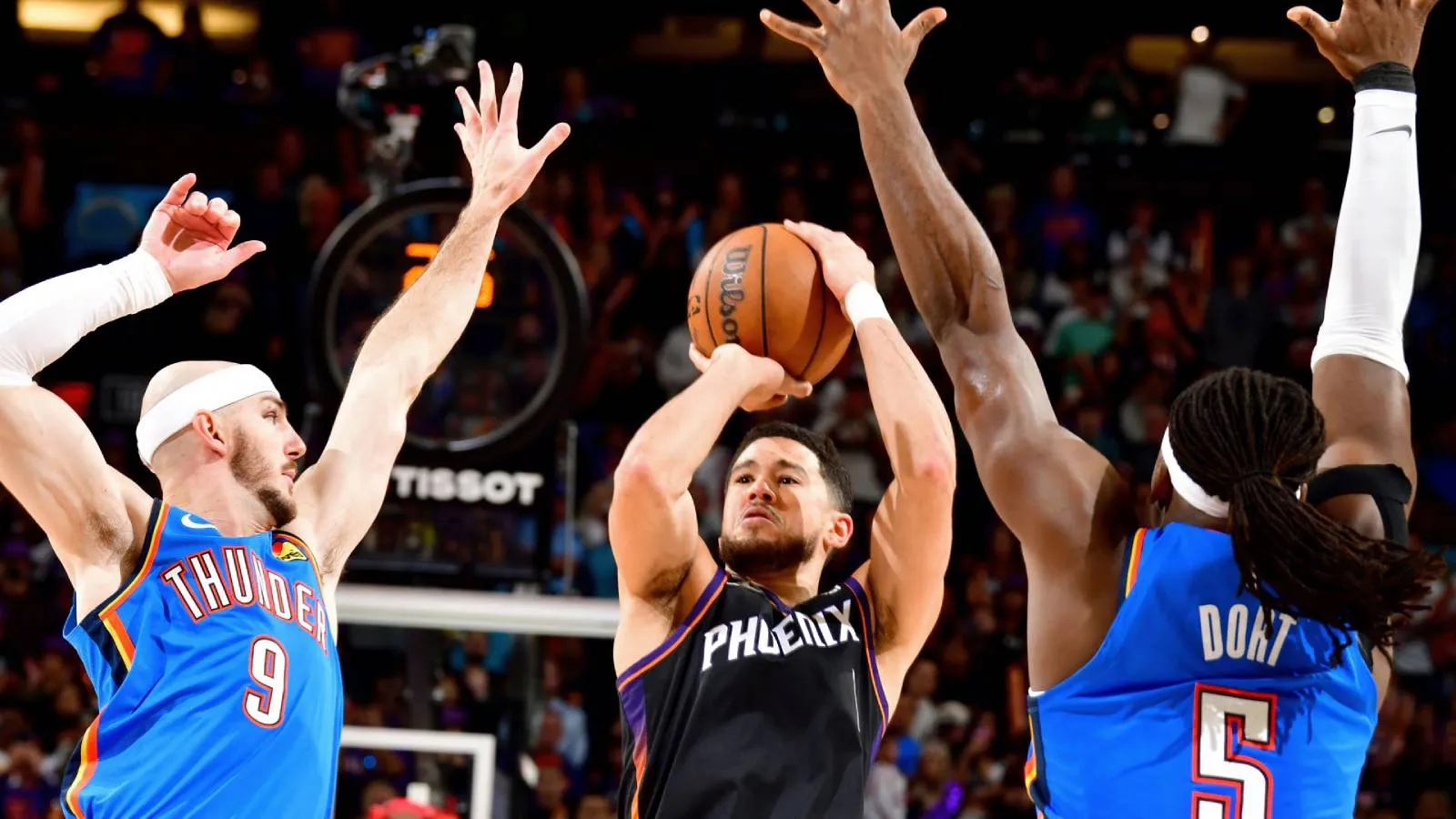 Phoenix Suns, Oklahoma City Thunder'ı son saniye üçlüğüyle devirdi
