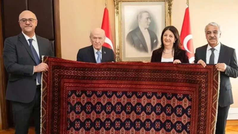 Öcalan Bahçeli kilim