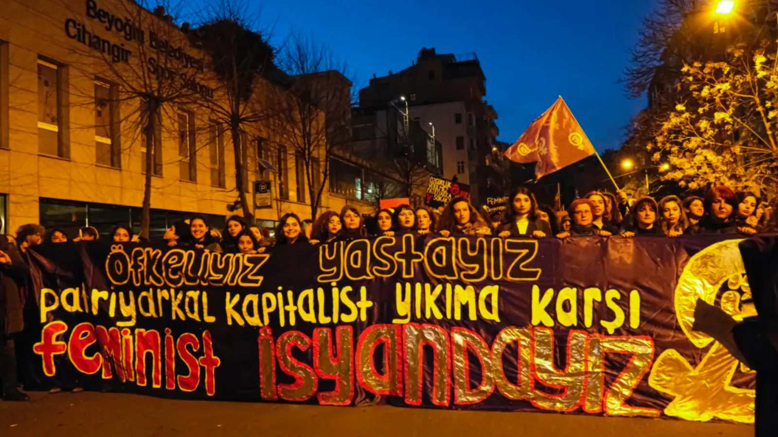 21. Feminist Gece Yürüyüşü davası ertelendi: Polisler hakkında suç duyurusunda bulunulmadı