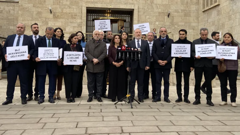 DEM Parti Milletvekillerinden Halep tepkisi: IŞİD’liler yine sahnede, 10 bin kişinin katledilmesini mi bekliyorsunuz!