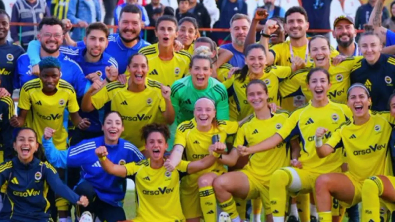 18 gollü galibiyet: Fenerbahçe arsaVev'den Gaziantep ALG Spor'a bir kamyon dolusu gol