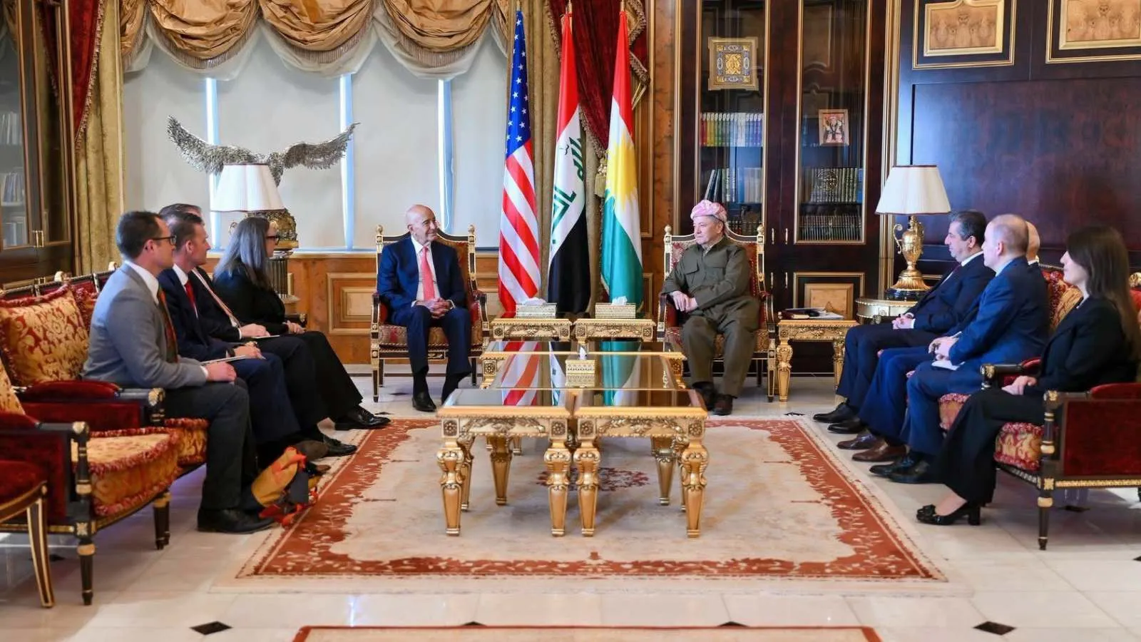 IKBY Başkanı Barzani, Trump’ın Suriye Özel Temsilcisi Barrack ile görüştü