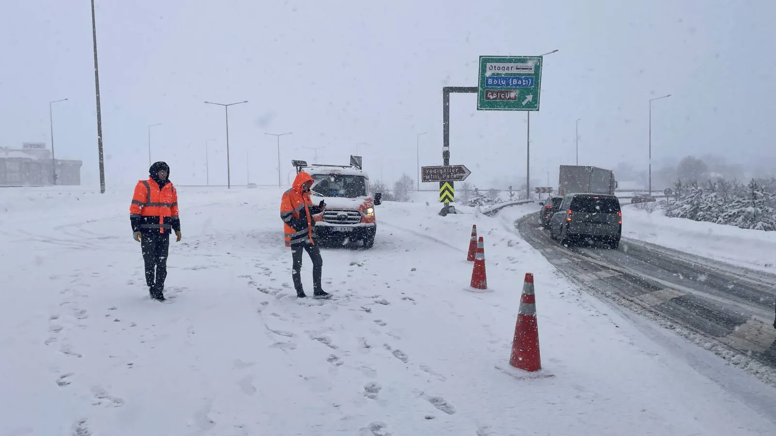 Ulaşıma kapatılan Anadolu Otoyolu Bolu kesimi İstanbul istikameti açıldı