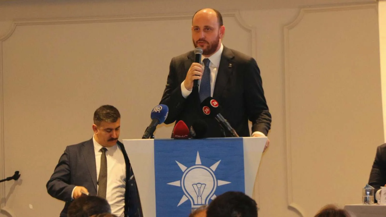 AKP'li Büyükgümüş: Karşımızda, sikletimizde bir muhalefet yok