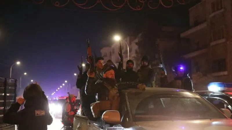 Şam, Halep'te 'tek taraflı ateşkes' ilan etti; SDG'ye çekilmek için bu sabaha kadar süre verdi