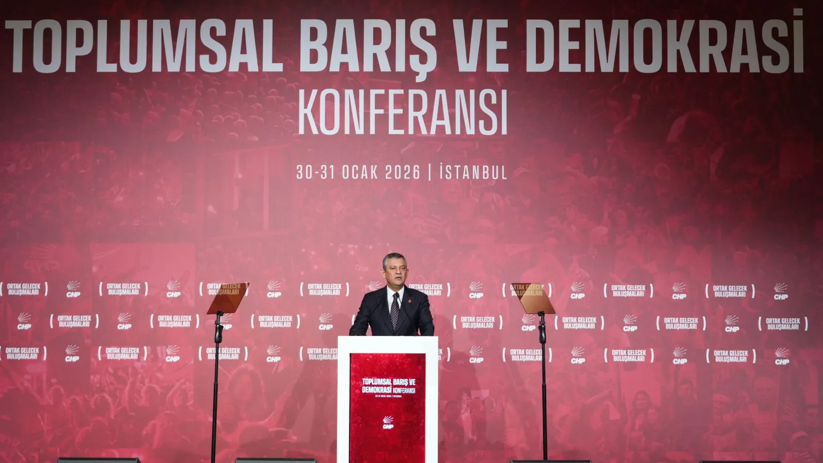 CHP, Kürt meselesinin çözümünde daha aktif rol mü alacak?