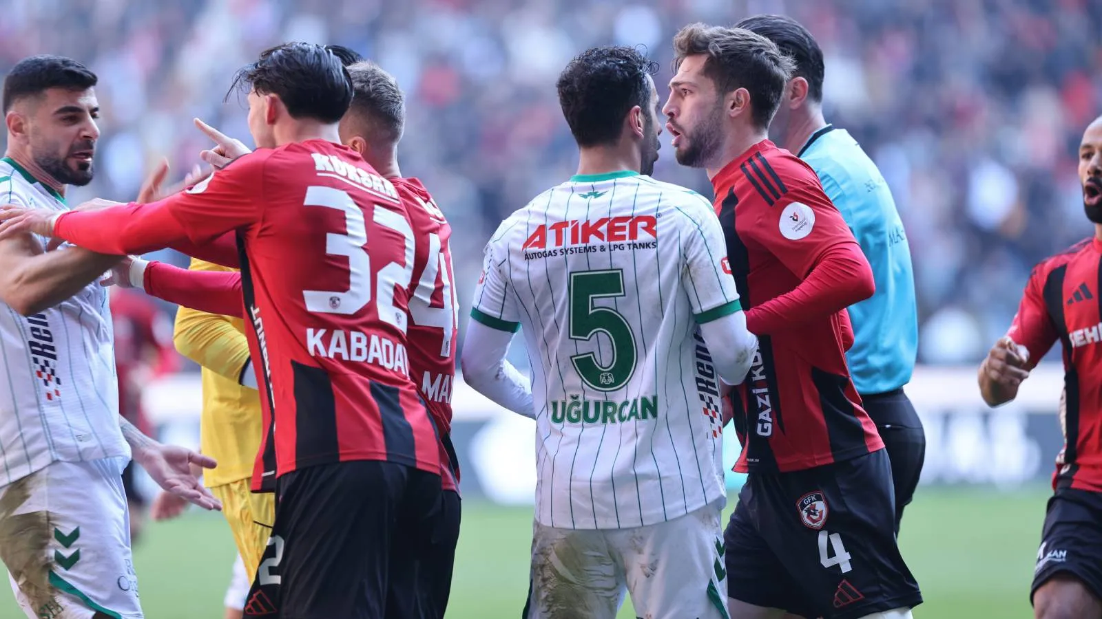 Gaziantep'te kazanan çıkmadı: Konyaspor, 88'de puan kopardı