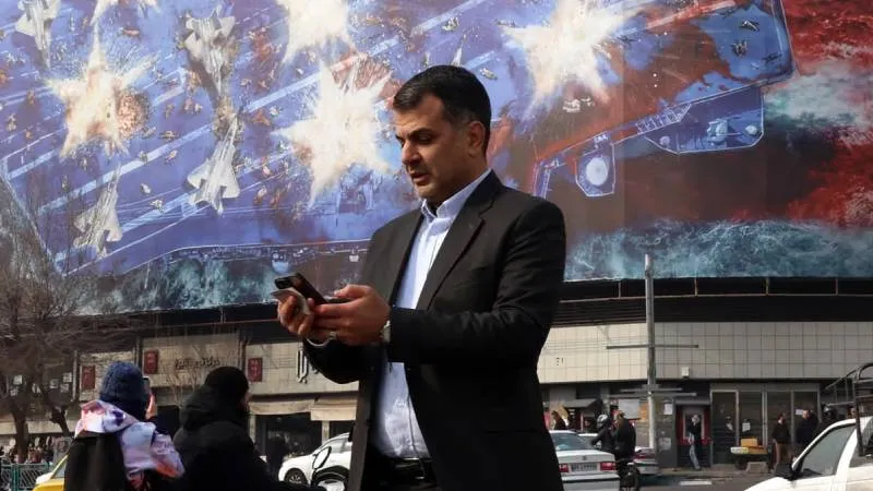 İran Cumhurbaşkanı Pezeşkiyan'ın oğlundan çağrı: İnternet kısıtlaması memnun olmayanlara yenilerini ekleyecek, hiçbir şeyi çözmeyecek!