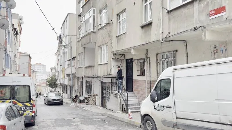 İstanbul'da bir evde 3 kişi ölü bulundu!