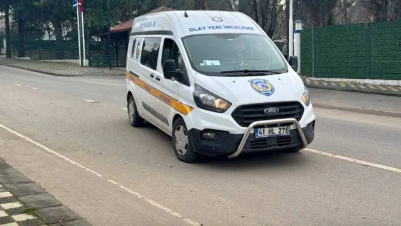 Kocaeli'de denizde erkek cesedi bulundu