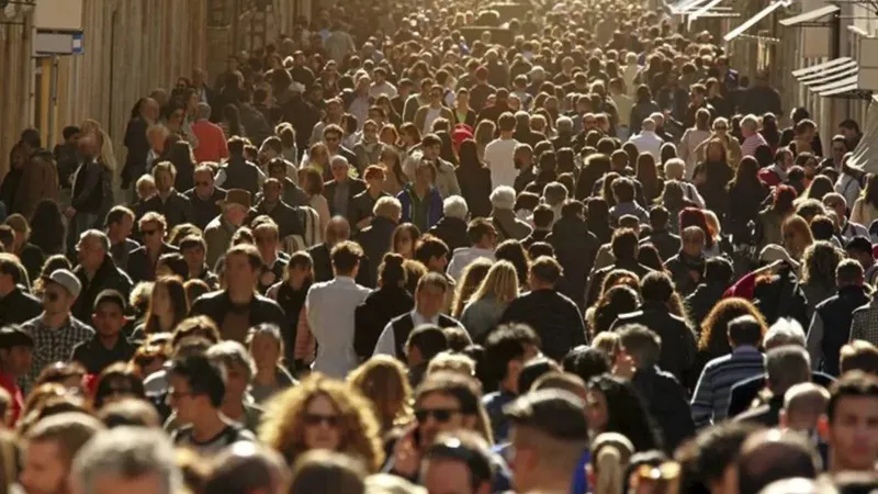 Kamu kurumları ve güvenilirlik: TÜİK verileri ve nüfus verileri ne diyor?