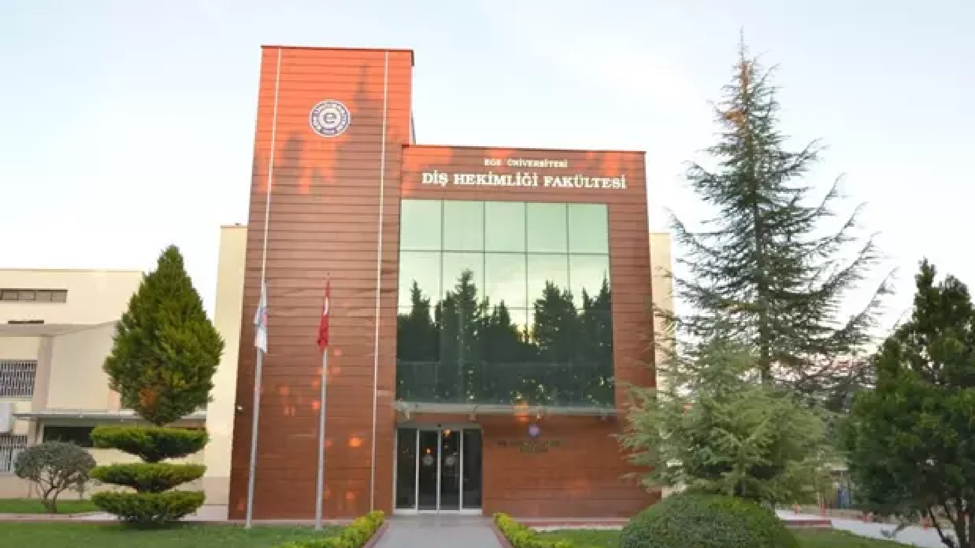 Ege Üniversitesi akademisyenlerinden taşınabilir diş sağlığı teşhis cihazı
