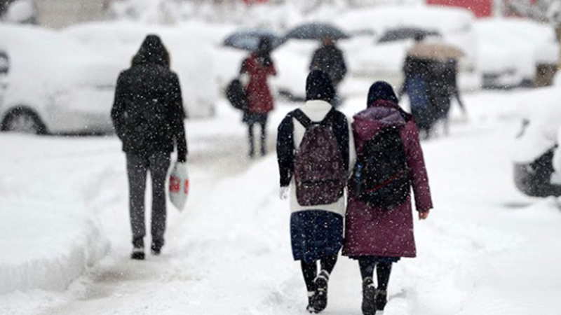 Meteoroloji'den 21 il için sarı kodlu alarm: Kuvvetli yağış ve rüzgâra dikkat! 8 ÇIĞ TEHLİKESİ: Doğu Karadeniz'in iç kesimleri ile Doğu Anadolu'da yüksek kar örtüsüne sahip eğimli alanlarda çığ ve kar erimesi tehlikesi bulunduğundan oluşabilecek olumsuzluklara karşı dikkatli ve tedbirli olunması gerekmektedir.