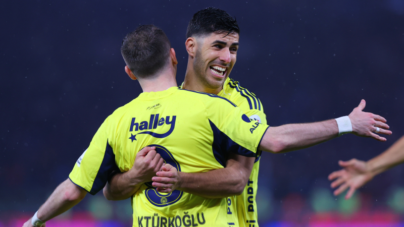 "Fener Trabzon'a havlu attırdı" | Günün spor manşetleri