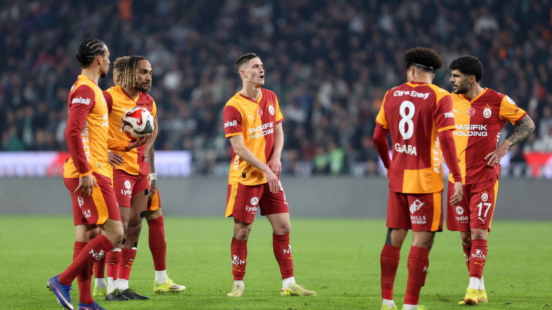 Spor yazarları, Galatasaray'ın Konyaspor yenilgisini yorumladı: Bu tam anlamıyla bir akıl tutulması