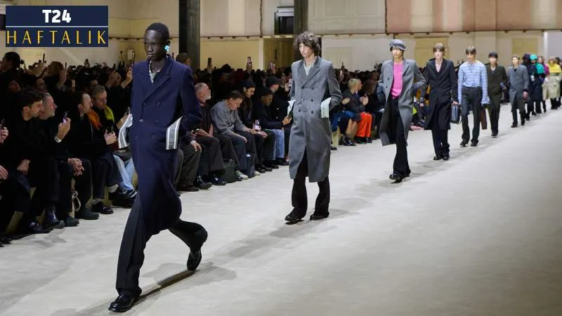 Prada’dan katman katman kış defilesi