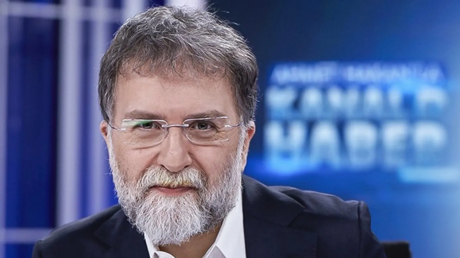 Ahmet Hakan: CHP’li Uşak Belediye Başkanı yapınca konuşulacak, AK Partili Köşk Belediye Başkanı yapınca susulacak mı?