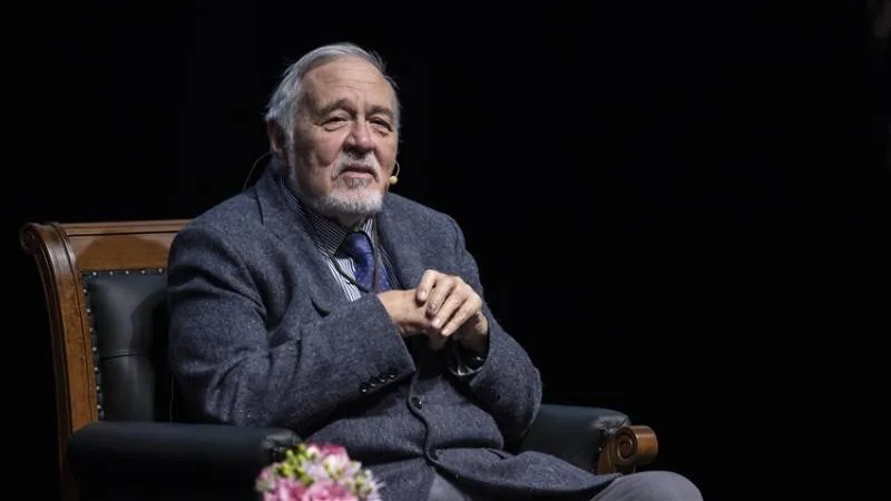 İlber Ortaylı, yoğun bakıma kaldırıldı; ailesinden açıklama geldi!