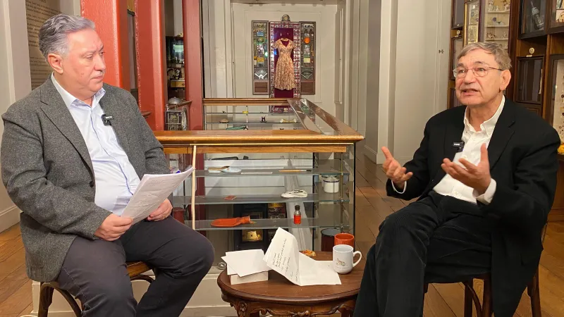 Orhan Pamuk ile Masumiyet Müzesi söyleşisinin tam metni: Kemal aşkı yüzünden, ben edebiyat ve solculuk yüzünden sınıflarımızdan dışlandık
