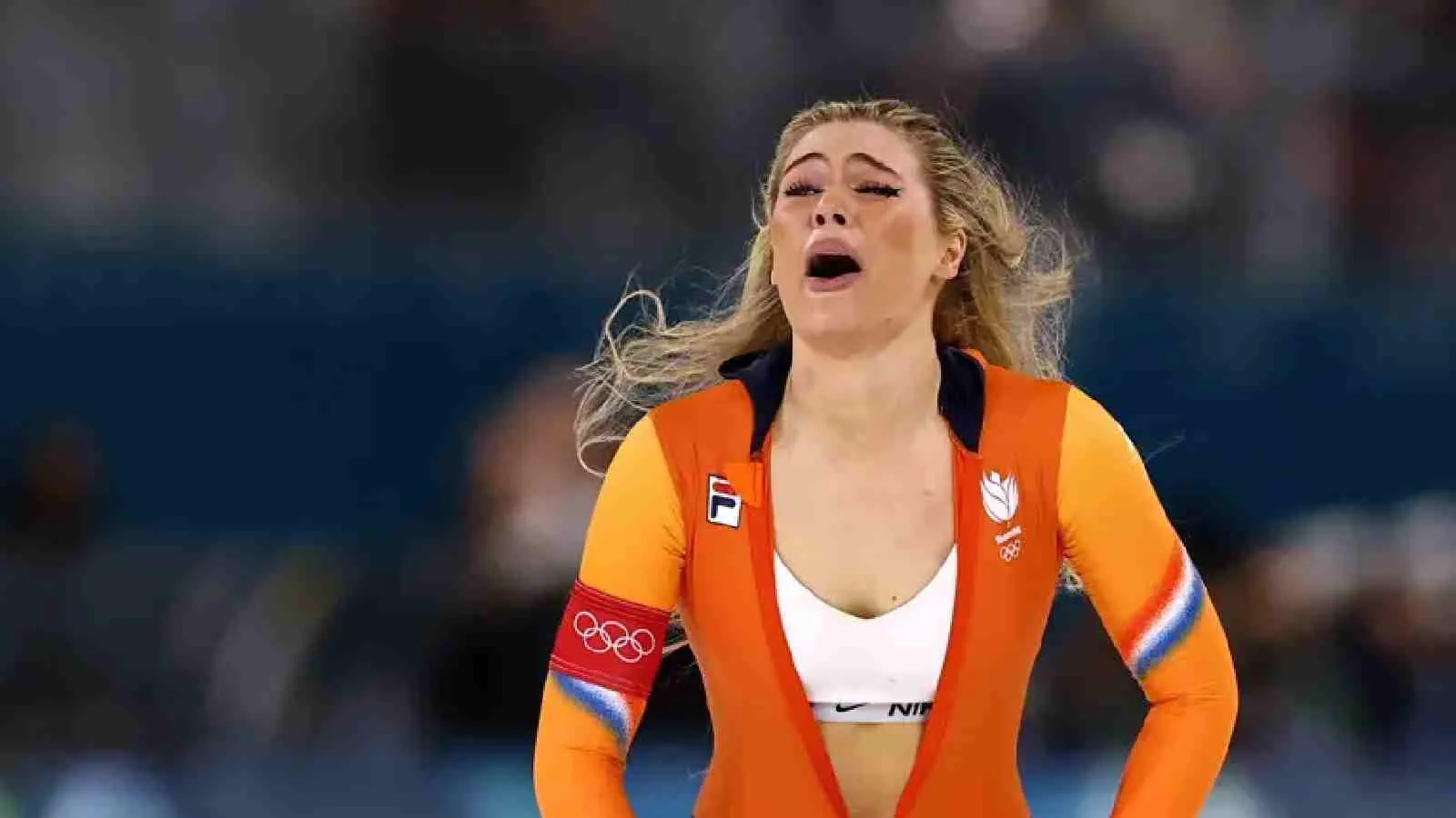 Olimpiyatta milyon dolarlık poz: Atletini açtı, servet kazandı