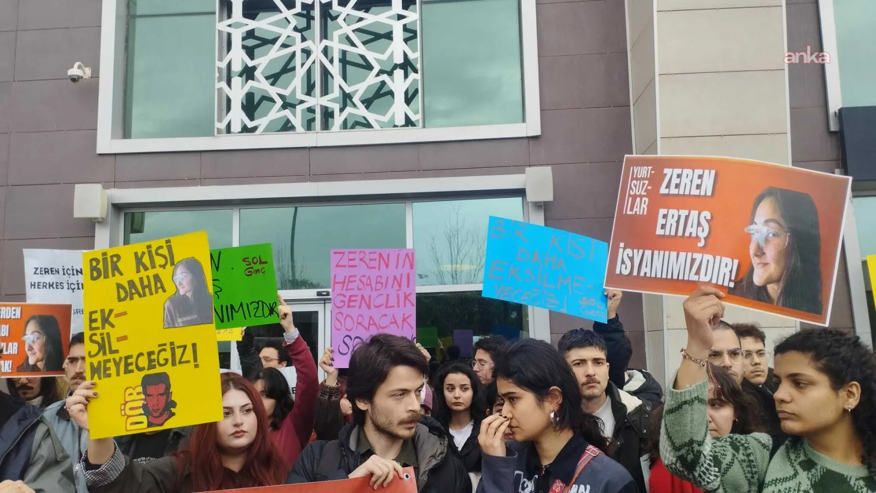 Zeren Ertaş'ın arkadaşları: Devletin güvencesi altında olması gereken yurtlarda can veriyoruz!