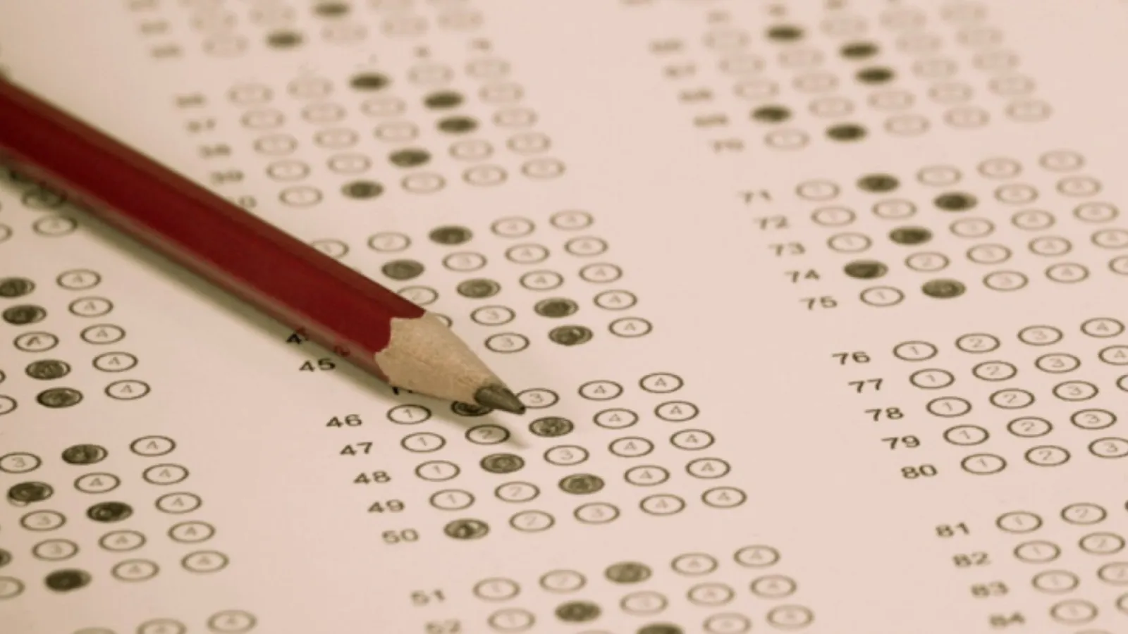 Öğrenciler dikkat: Bursluluk sınavı başvuru ve uygulama kılavuzu yayımlandı!