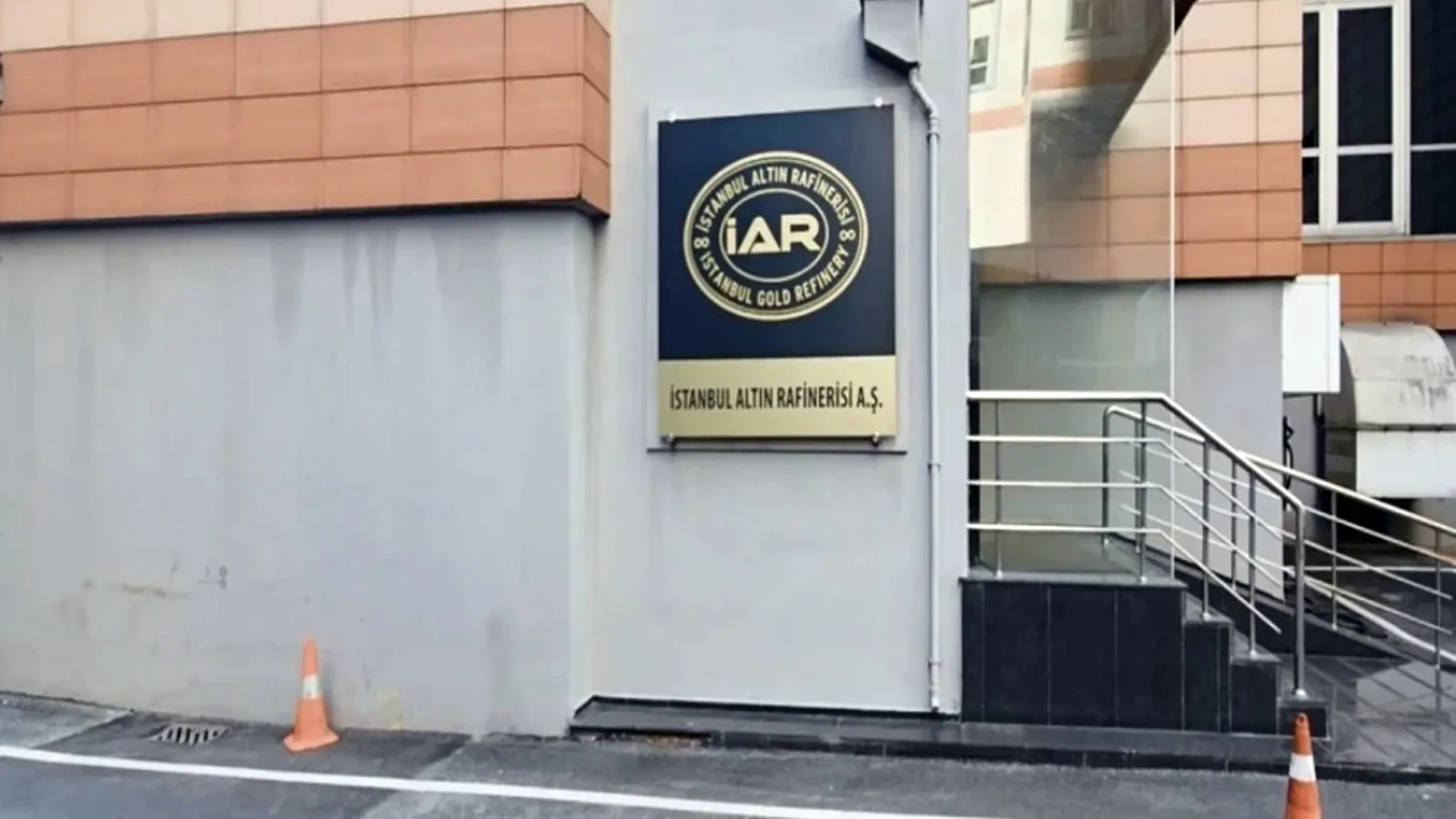 İAR yetkililerine 12,5 milyon dolarlık 'haksız kazanç' davası: İAR'ın sahibi Özcan Halaç'ın 652 yıla kadar hapsi istendi