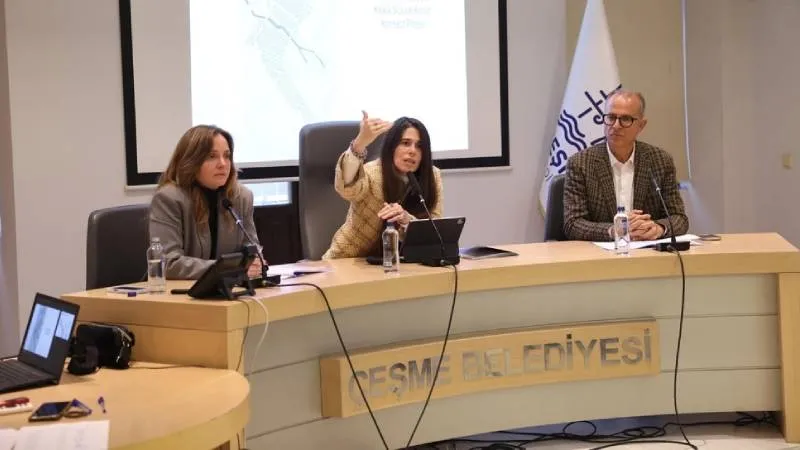 Çeşme Belediye Başkanı Denizli: "Ülkeyi bu hale getiren bir ittifakın zihniyetinden akıl alacak değilim"