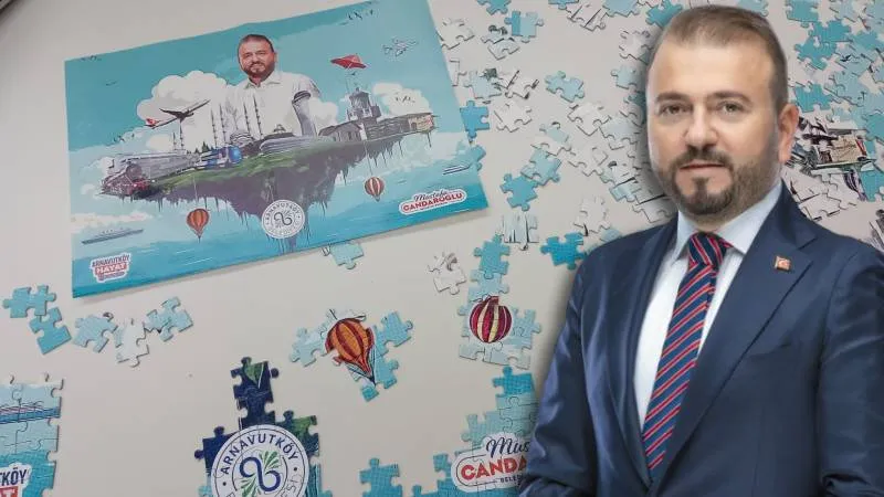 AKP'li başkan kendi yapbozunu hazırlatıp, hediye olarak dağıttı